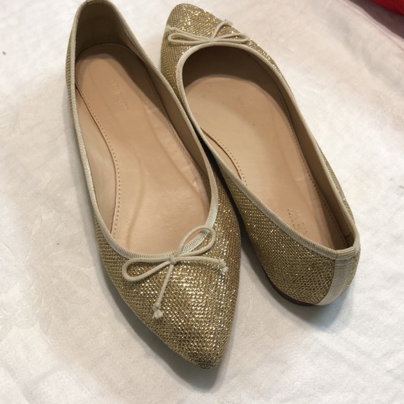 J. Crew Gemma gold fly's size 6.5 - Picture 7 of 8